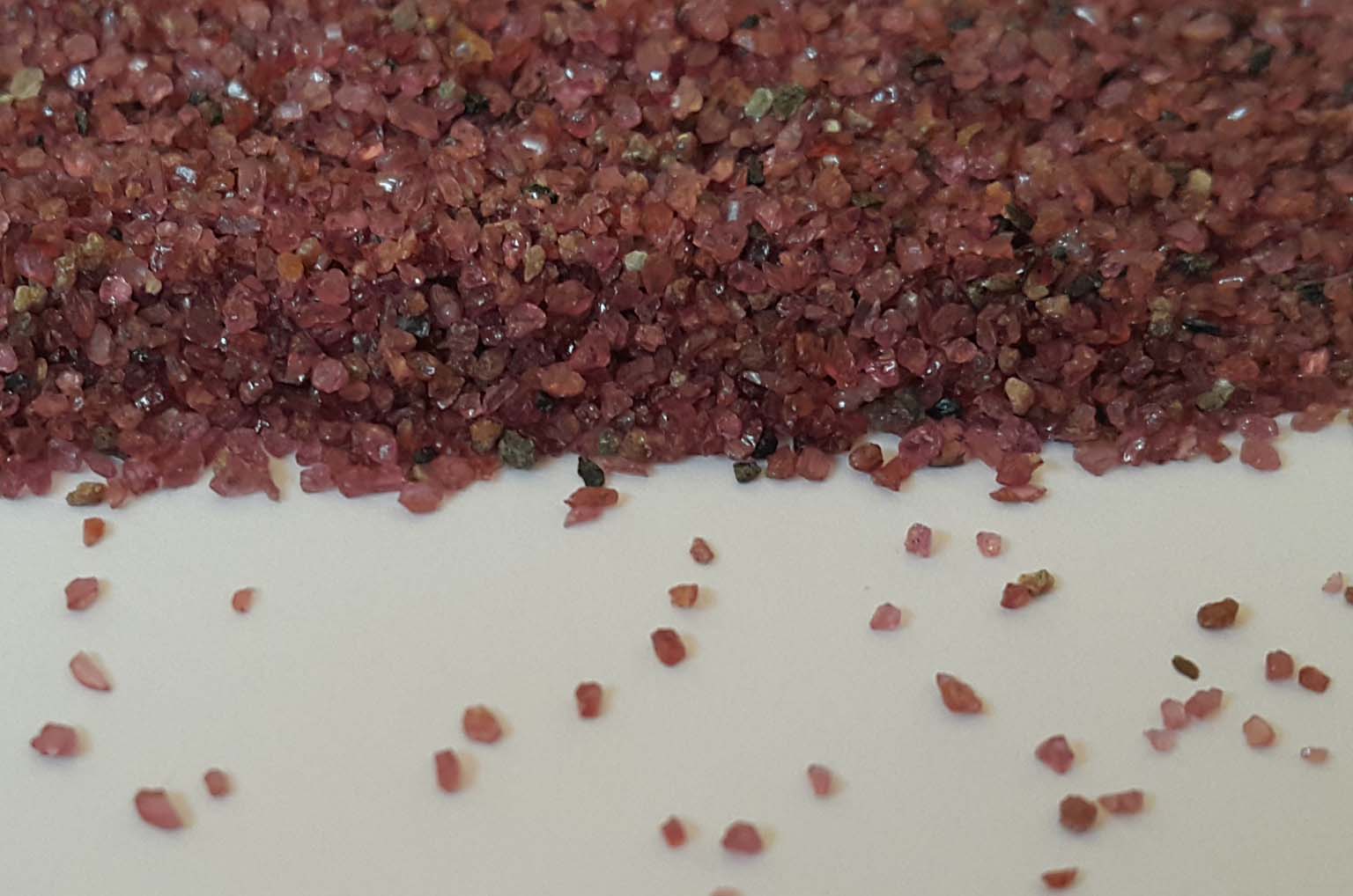 Coarse Garnet 12/20